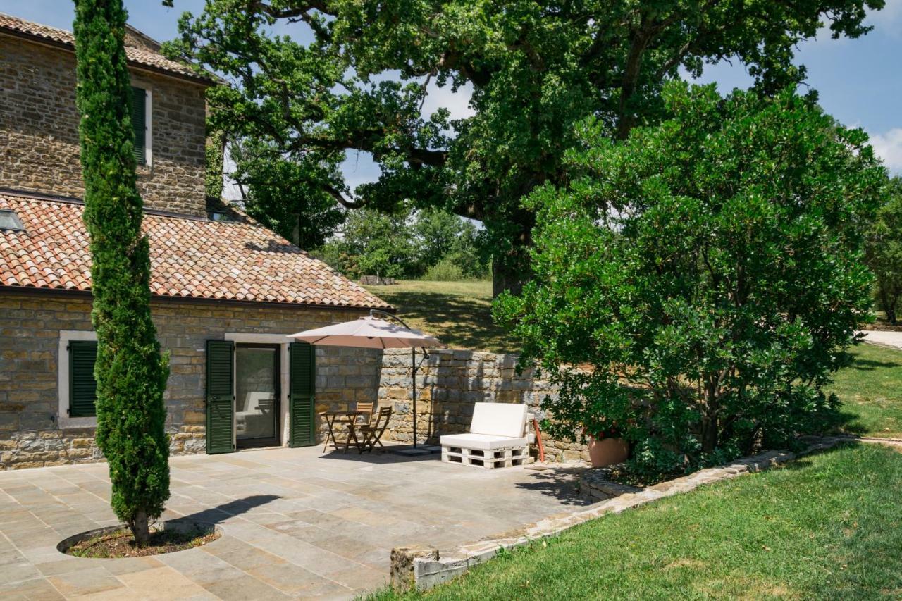 Apartamento L'abbraccio della quercia Momjan Exterior foto